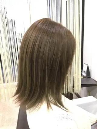 ミディアム カラー 阿久津 泰幸のヘアスタイル