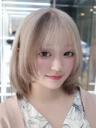ショート カラー Rino/ハイトーン /ミルクティーカラーのヘアスタイル