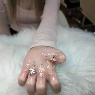 ネイル Queen Nail 　クイーンネイルのネイルデザイン