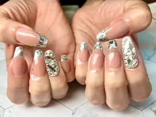 ネイル Queennail 北堀江megumiのネイルデザイン