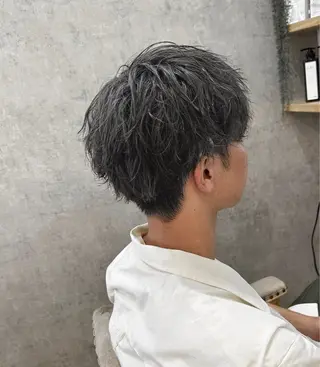 カラー カイト/メンズパーマ /艶カラーのヘアスタイル