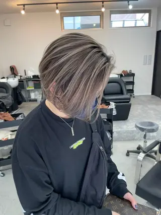 ミディアム カラー 女性専用サロン梅田 髪質改善カラーakiのヘアスタイル