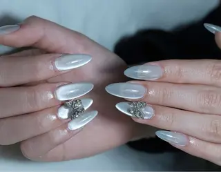 ネイル Trang An Nail Salon所属・チャン アンのネイルデザイン