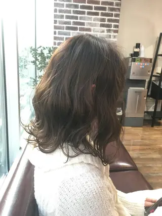ミディアム カラー ヘアアレンジ 木下大地 HAIR  Oneのヘアスタイル