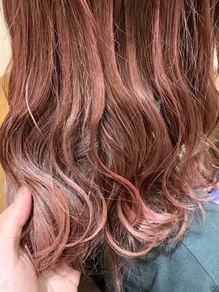 カラー 四ッ井 翔のヘアスタイル