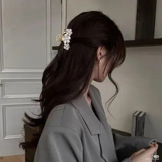 カラー 🪽韓国風トレンド ヘア🪽.｡*のヘアスタイル