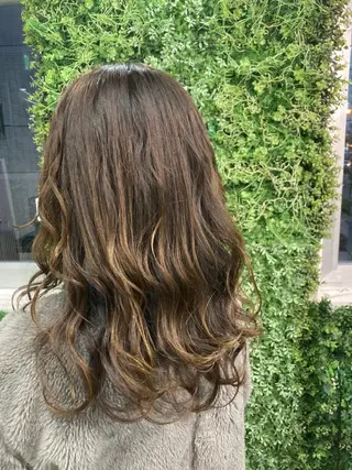 ロング カラー 松澤 勇輝のヘアスタイル