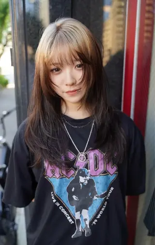 ロング カラー ハイトーン/ブリーチ 🎀/𝑵𝒐𝒆のヘアスタイル