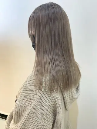 セミロング カラー 🏖️クウト 🏖️のヘアスタイル