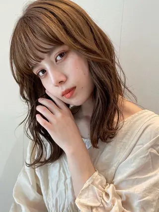 セミロング カラー ヘアアレンジ OAK 学芸大学所属・秋葉萌　透明感カラー /レイヤー/ボブ♡のヘアスタイル
