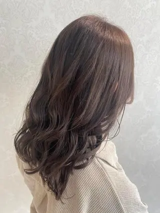 セミロング diar／Saori 透明感カラー🤍のヘアスタイル