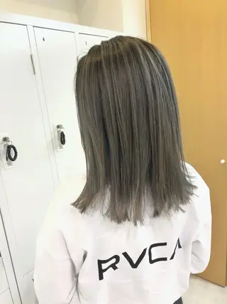 カラー 内藤 歩香🐈‍⬛🩶のヘアスタイル