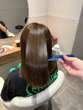 ミディアム カラー オタク美容師💟 チバコナツのヘアスタイル