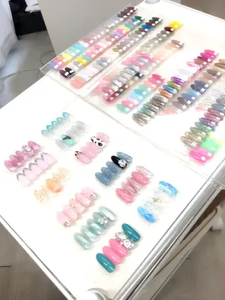 ネイル e.nail所属・和賀井 恵理のネイルデザイン