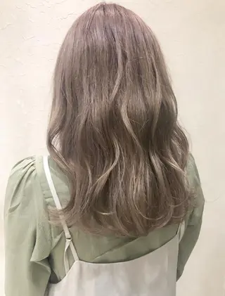 セミロング カラー nakahara madokaのヘアスタイル