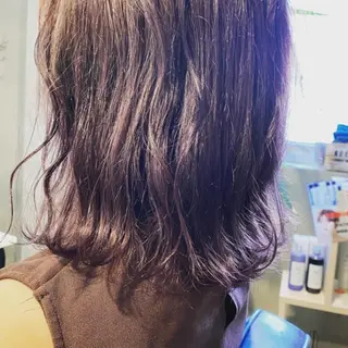 ミディアム カラー ココバイファニック 関内のヘアスタイル