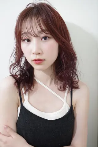 セミロング カラー ニシウエ ヒロキのヘアスタイル