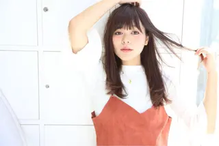 ロング カラー ヘアアレンジ マツエク・マツパ 🩵盛れる韓国ヘア 🩵うるつやカラーのヘアスタイル