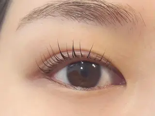 パーマ 八木 結那のマツエク・マツパデザイン