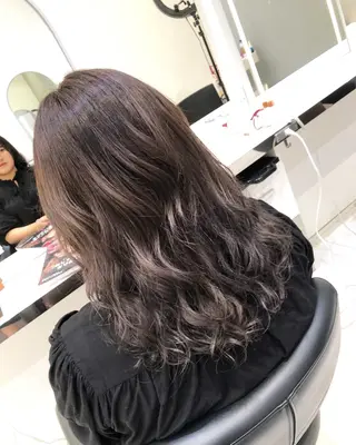 セミロング 岸 保奈美のヘアスタイル