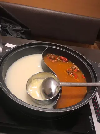 ショート カラー パーマ ヘアアレンジ メンズ キッズ ネイル マツエク・マツパ アイブロウ アニメ,Vオタク× 即効痩せエステサロンのエステ・リラクイメージ