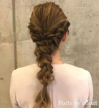 ヘアアレンジ 🦋ミルクティーベー ジュ🦋mayukiのヘアスタイル