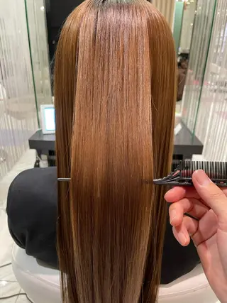 セミロング 曲がる縮毛矯正◎高岡 ブリーチ後でも縮毛◎のヘアスタイル