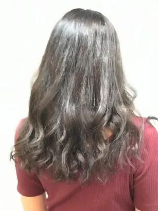 セミロング カラー 渋谷宮益坂 omoのヘアスタイル