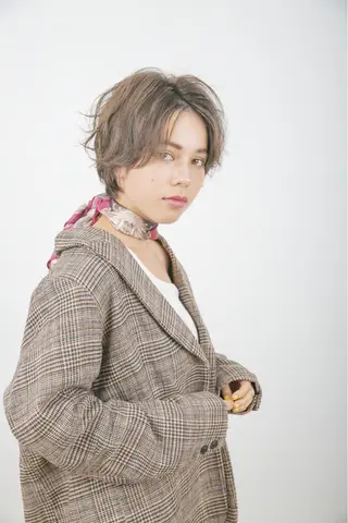 ショート 髪質改善ストレート、 カラー清野雄大のヘアスタイル