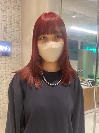 ミディアム カラー ボブ/ハイトーン REINAのヘアスタイル