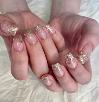 ネイル Nailsalon Olu所属・ネイリスト Nanaのネイルデザイン