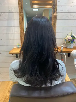 ロング カラー Eri 🌿透明感カラーのヘアスタイル