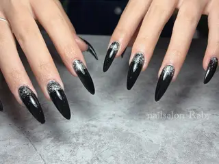 ネイル CURE所属・nailist Nanaのネイルデザイン
