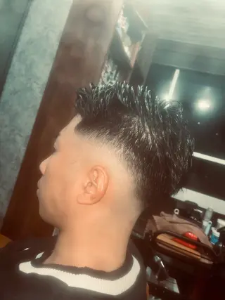 メンズ 108 【ワンオーエイト】所属・✂︎横浜 関内 良輝 特殊ヘア💈のヘアスタイル