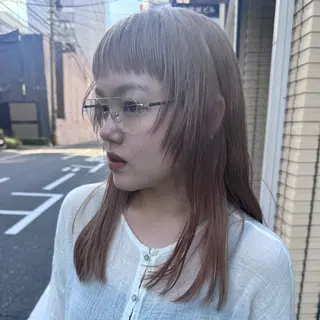 ロング カラー Lilu しずくのヘアスタイル