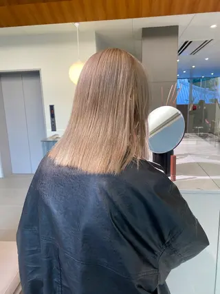 ロング カラー 高発色ブリーチ/ ハイレイヤー🪽aiのヘアスタイル