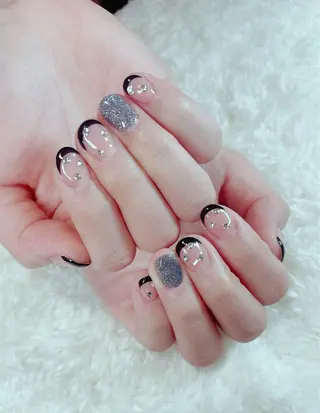ミディアム ネイルサロン hanakoharuのネイルデザイン