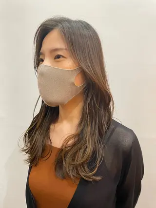 セミロング 高山🐬髪質改善 池袋で縮毛矯正のヘアスタイル