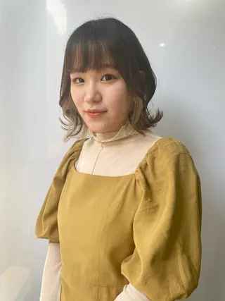 ミディアム カラー ヘアアレンジ ツガミ リナのヘアスタイル