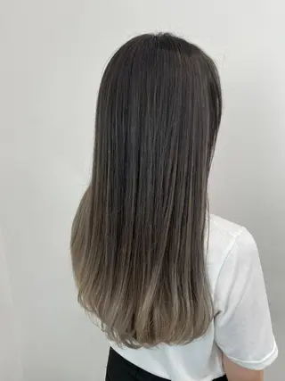セミロング 公式 Ease by amble luxeのヘアスタイル