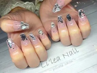 ネイル Li'leaNail AINAのネイルデザイン