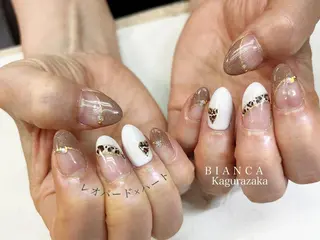 ネイル BIANCA Ouchidaの眉毛・アイブロウイメージ