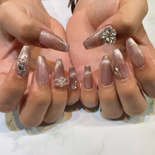 ネイル 糀屋 彩奈のネイルデザイン