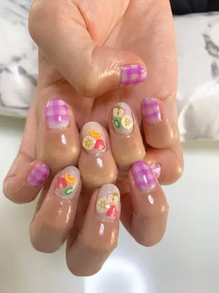 ネイル 手塚 里奈のネイルデザイン