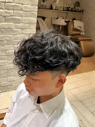 ショート パーマ メンズ BLUE       hair＆Life所属・メンズ特化 山崎  蓮のヘアスタイル