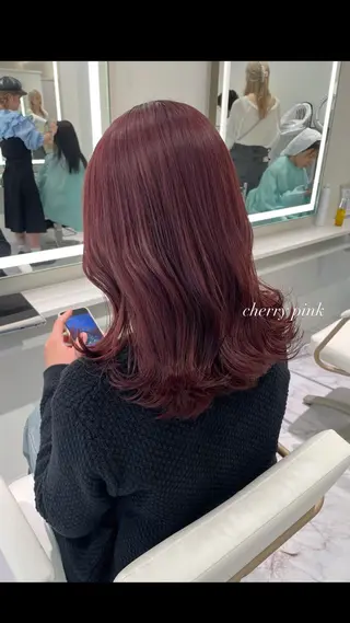 セミロング カラー ParveMix 宮﨑 梨里のヘアスタイル