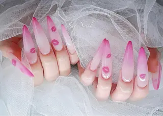 ネイル She   Nail所属・ISA_ BELLAのネイルデザイン