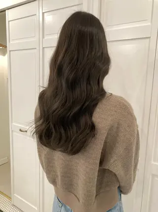 ロング カラー お洒落ベージュ🤎 代官山shibukiのヘアスタイル