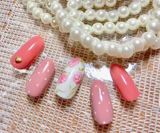 ネイル 🌙都岡 ムーンネイルのネイルデザイン