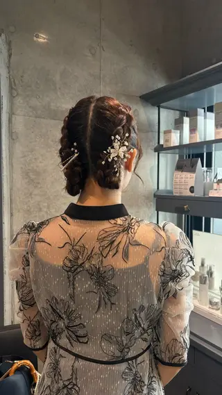 ミディアム ヘアアレンジ 🎀縮毛矯正.暗髪 .艶髪🩶ちひろのヘアスタイル